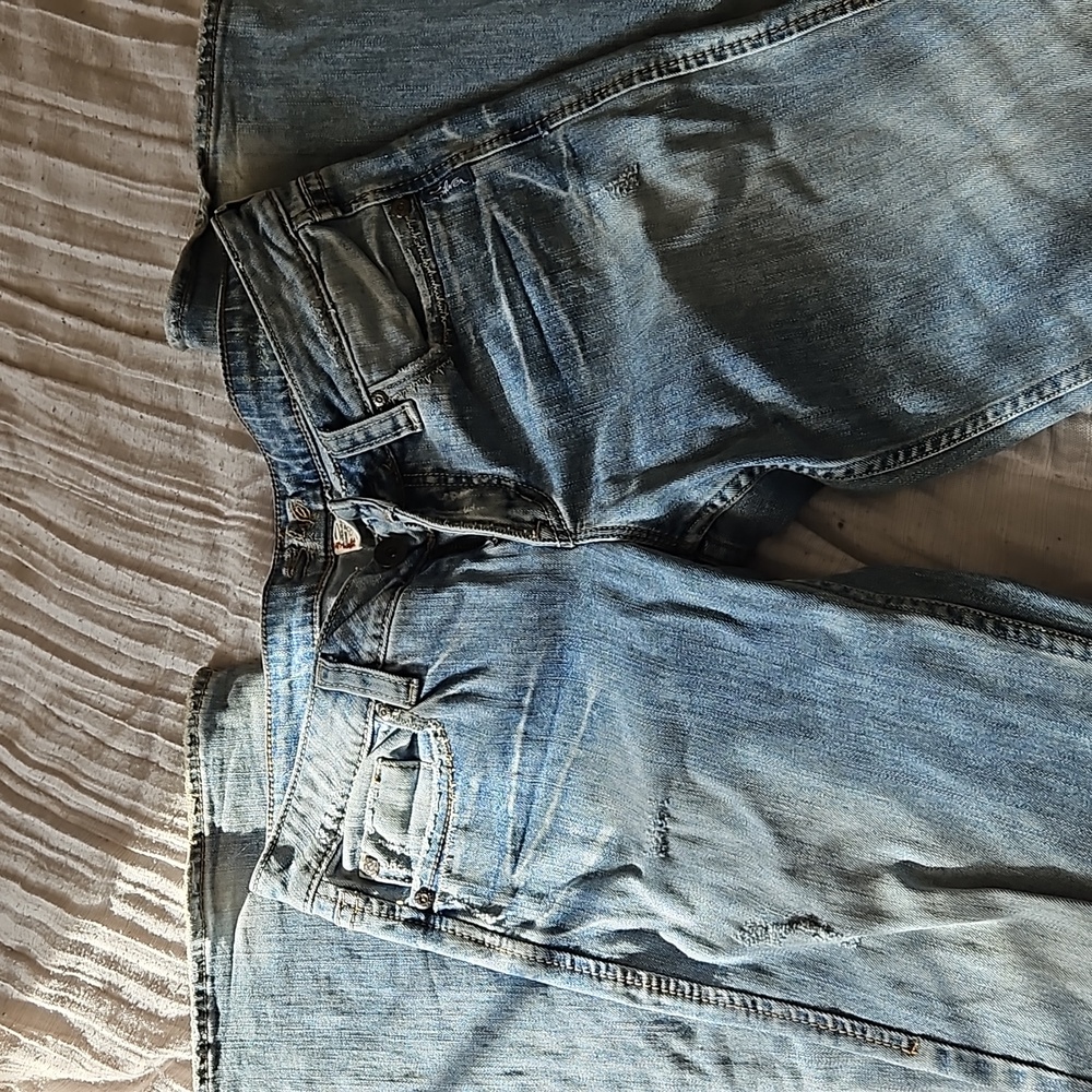 Silver Jeans - Picture 2 of 2